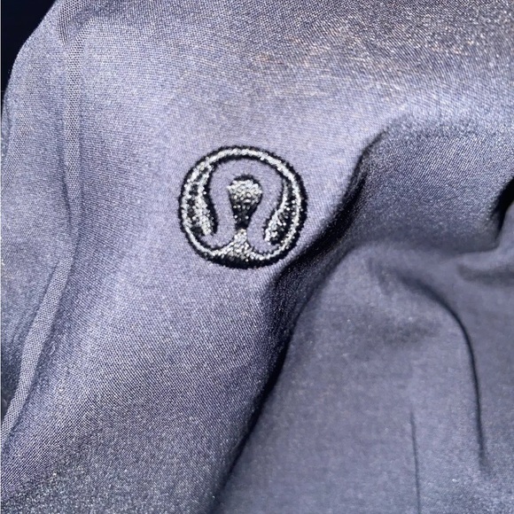 Lululemon NWOT Cotton-Blend Poplin High-Rise Short 4" Black - Picture 9 of 11